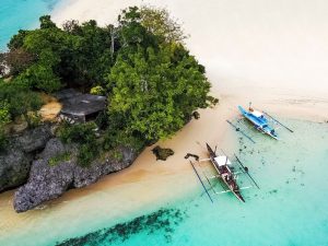Поездка по островам (Island hopping via banka)
