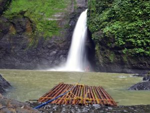Водопады Пагсанхан